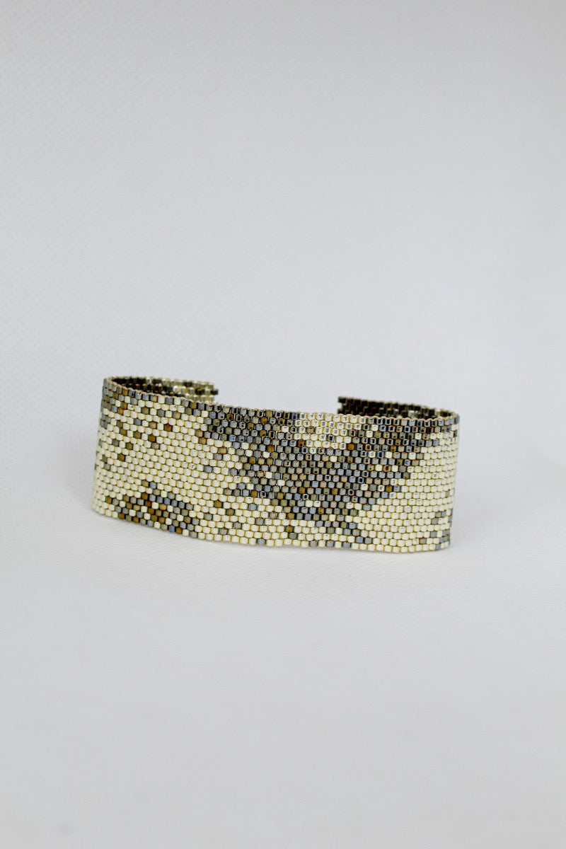 Pulsera en Miyuki con broche de plata