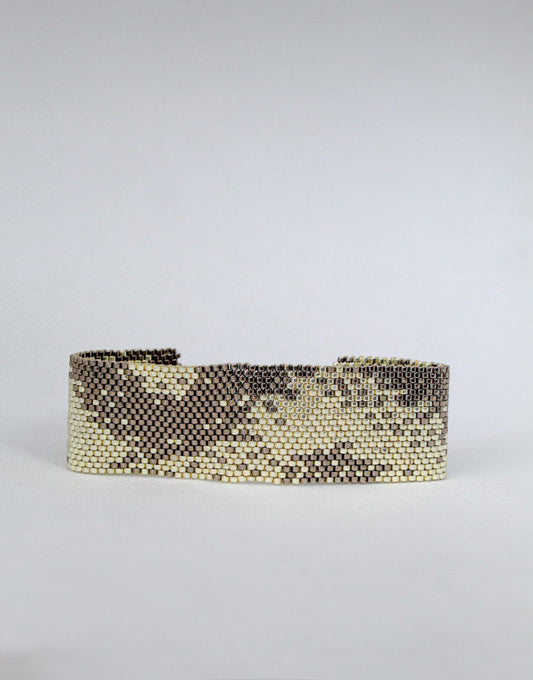Pulsera en Miyuki con broche de plata