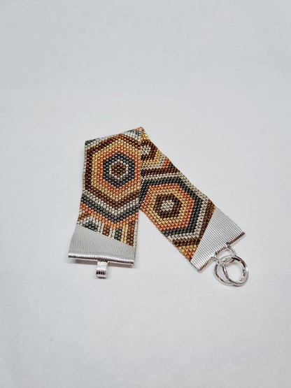 Pulsera en Miyuki con broche de plata